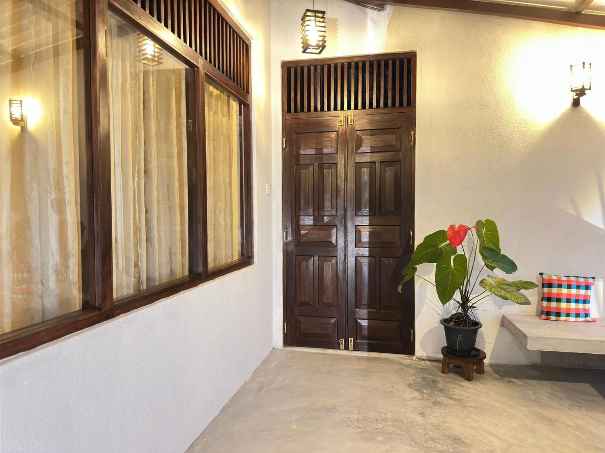Sunliya Resort Тангалла Экстерьер фото